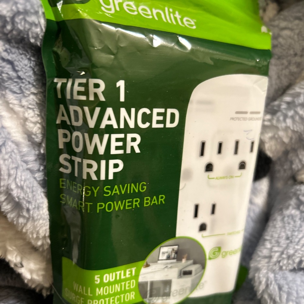 Greenlite Tier 1 Advanced Power Strip - Picture 3 of 4